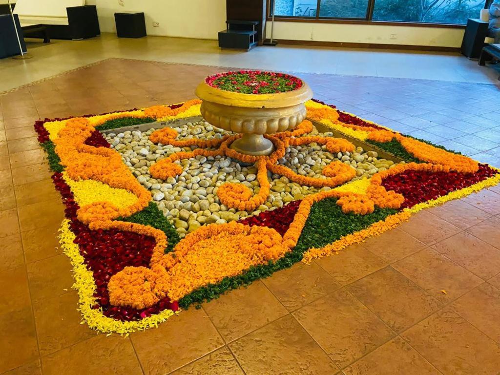 The Cliff Hotel Pune Esterno foto